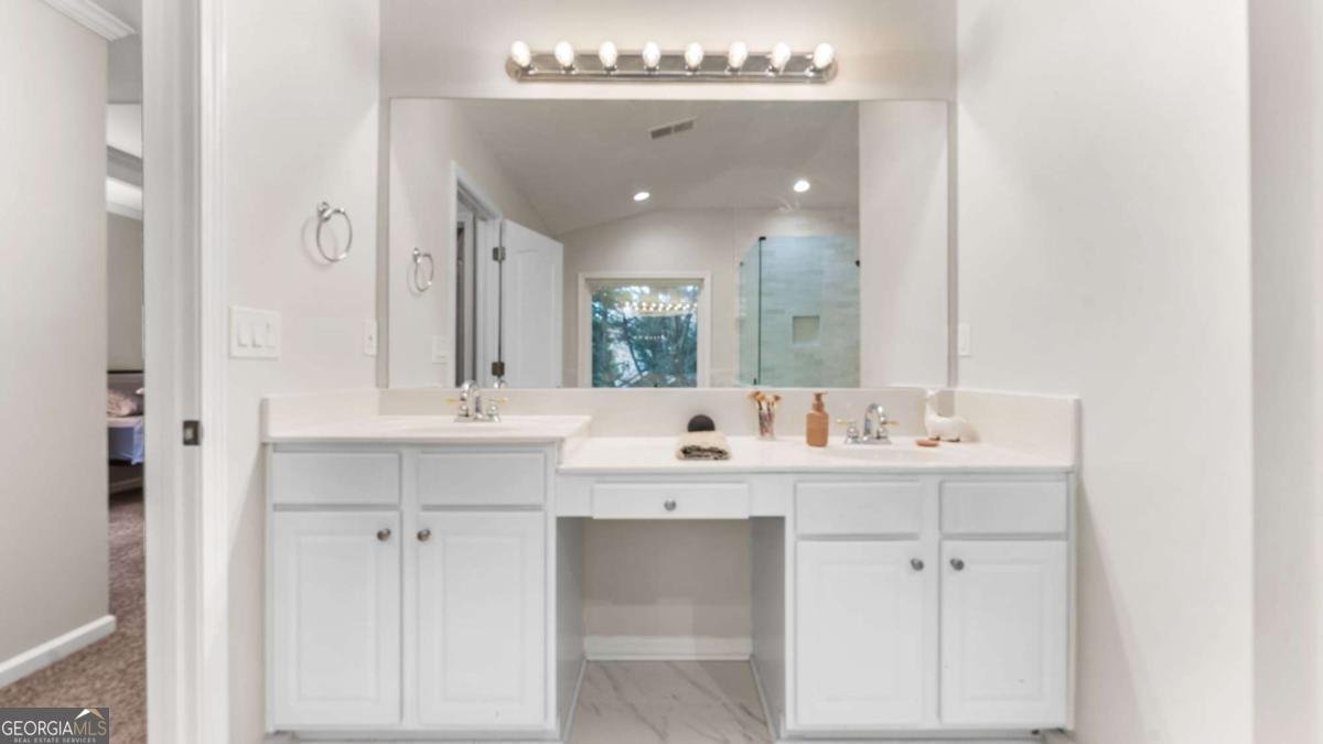 211 Woodview Lane Woodstock - 21