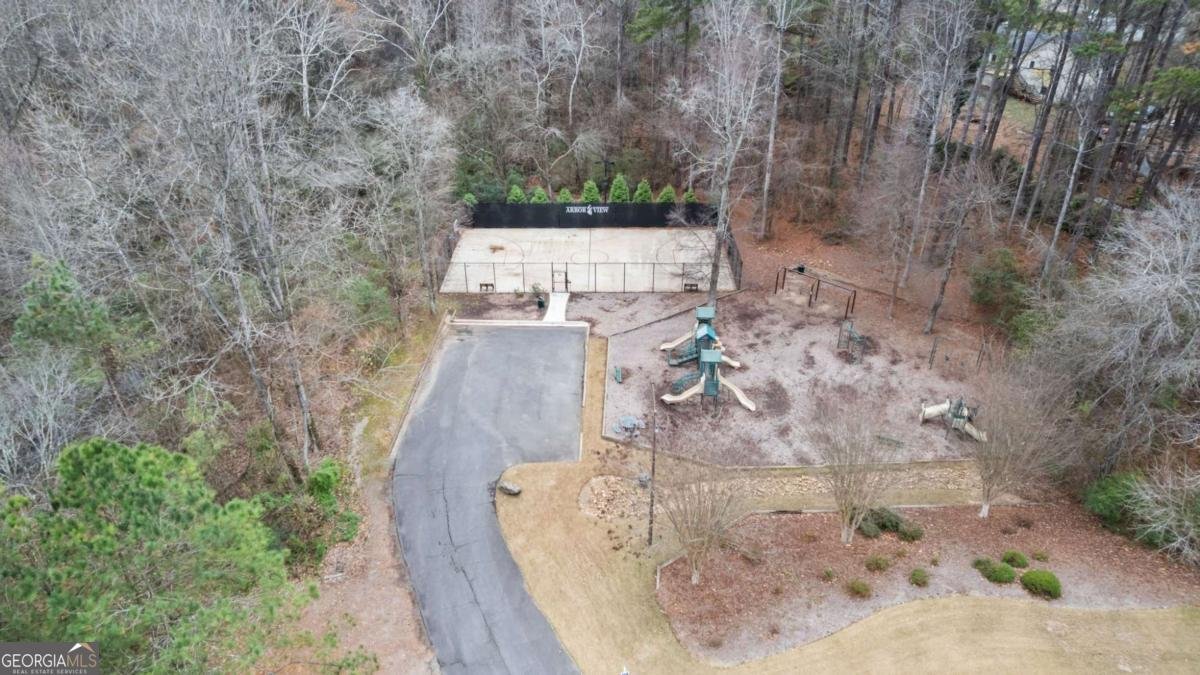 211 Woodview Lane Woodstock - 45