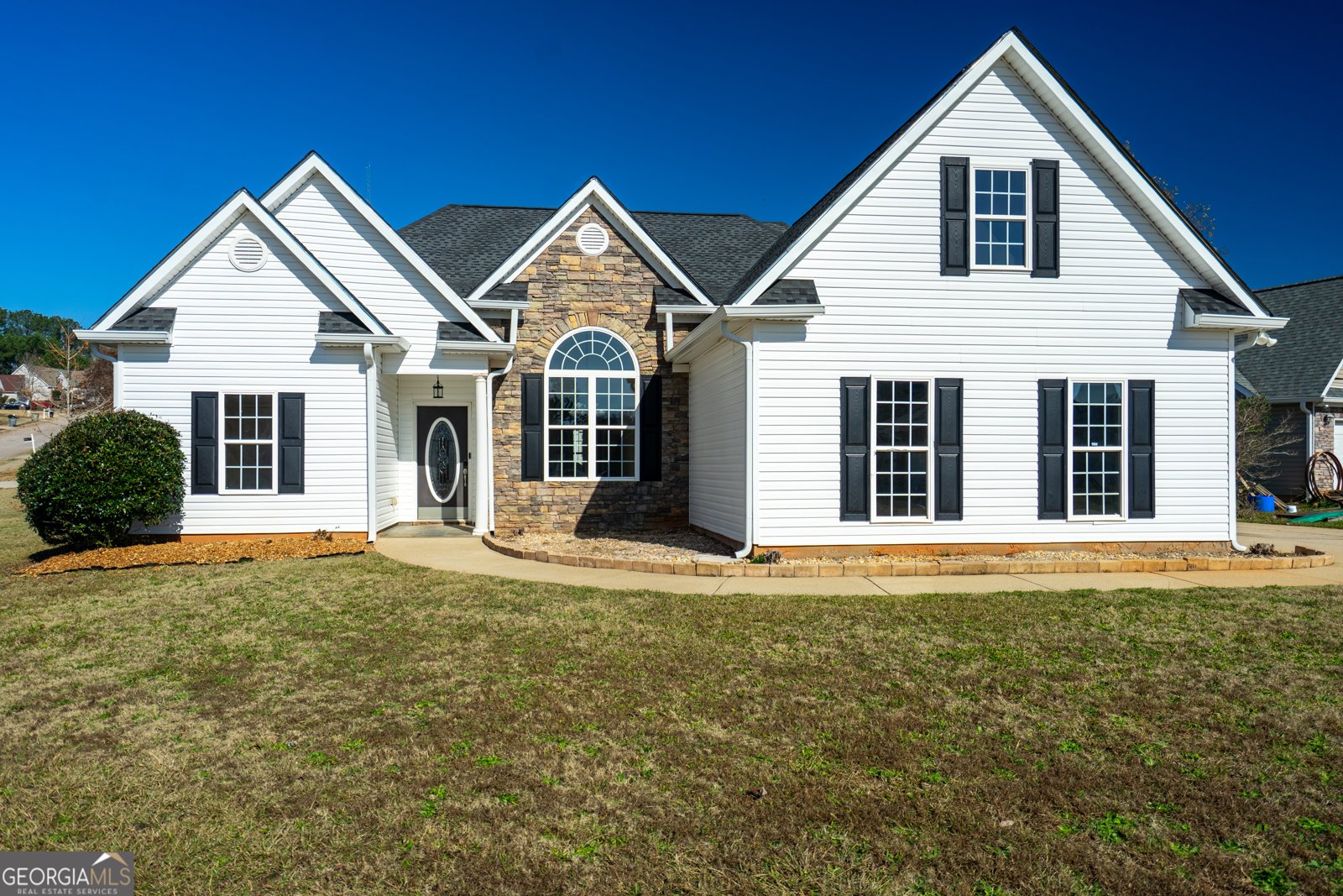 111 Revere Court Lagrange - main photo