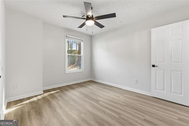 6385 Emerald Pointe Circle College Park - 18