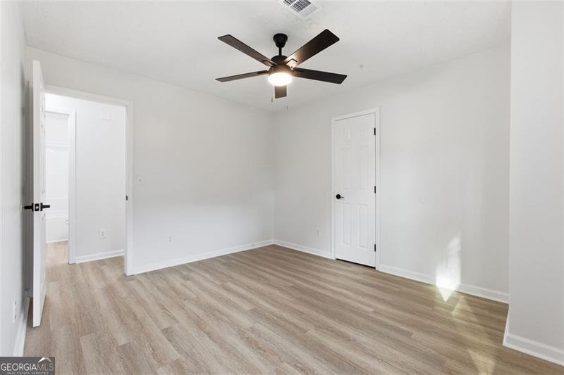 6385 Emerald Pointe Circle College Park - 20