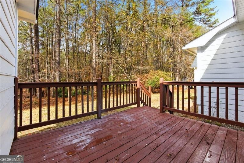 6385 Emerald Pointe Circle College Park - 33