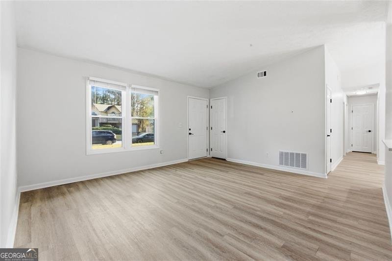 6385 Emerald Pointe Circle College Park - 9