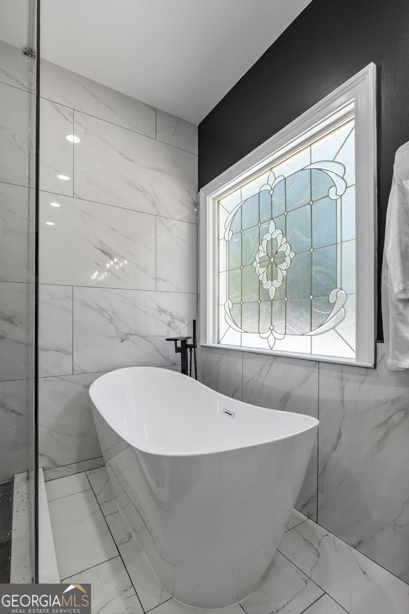 325 Rain Valley Circle Meansville - 21