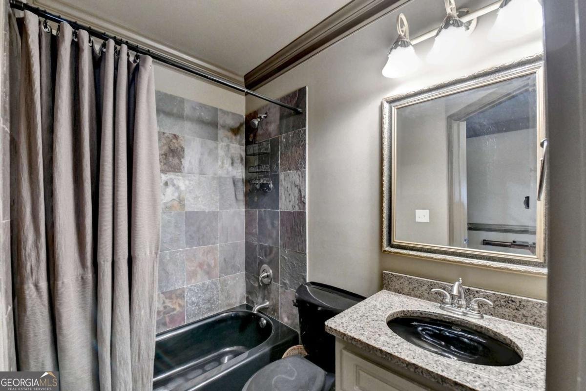 964 Fairview Club Circle Dacula - 35