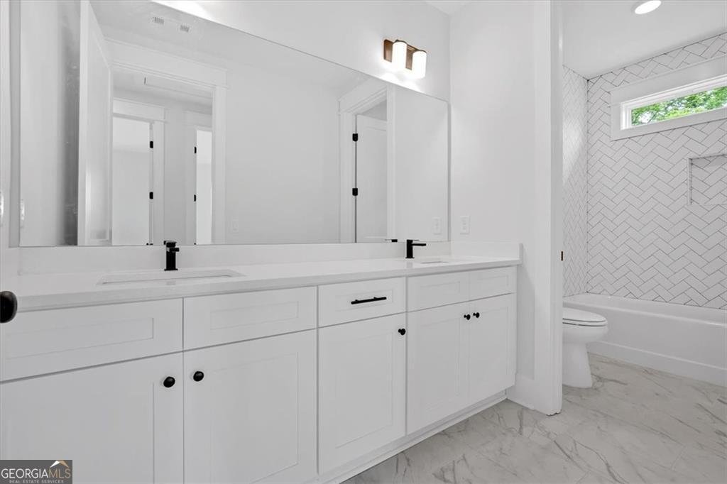 300 Eminence Peak Rydal - 35