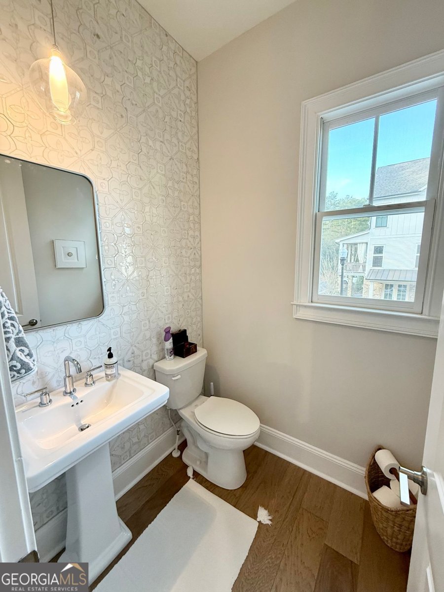 2098 Cortland Milton - 10