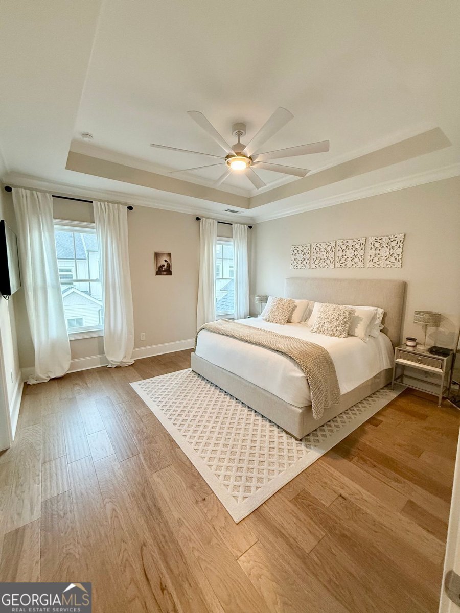 2098 Cortland Milton - 11