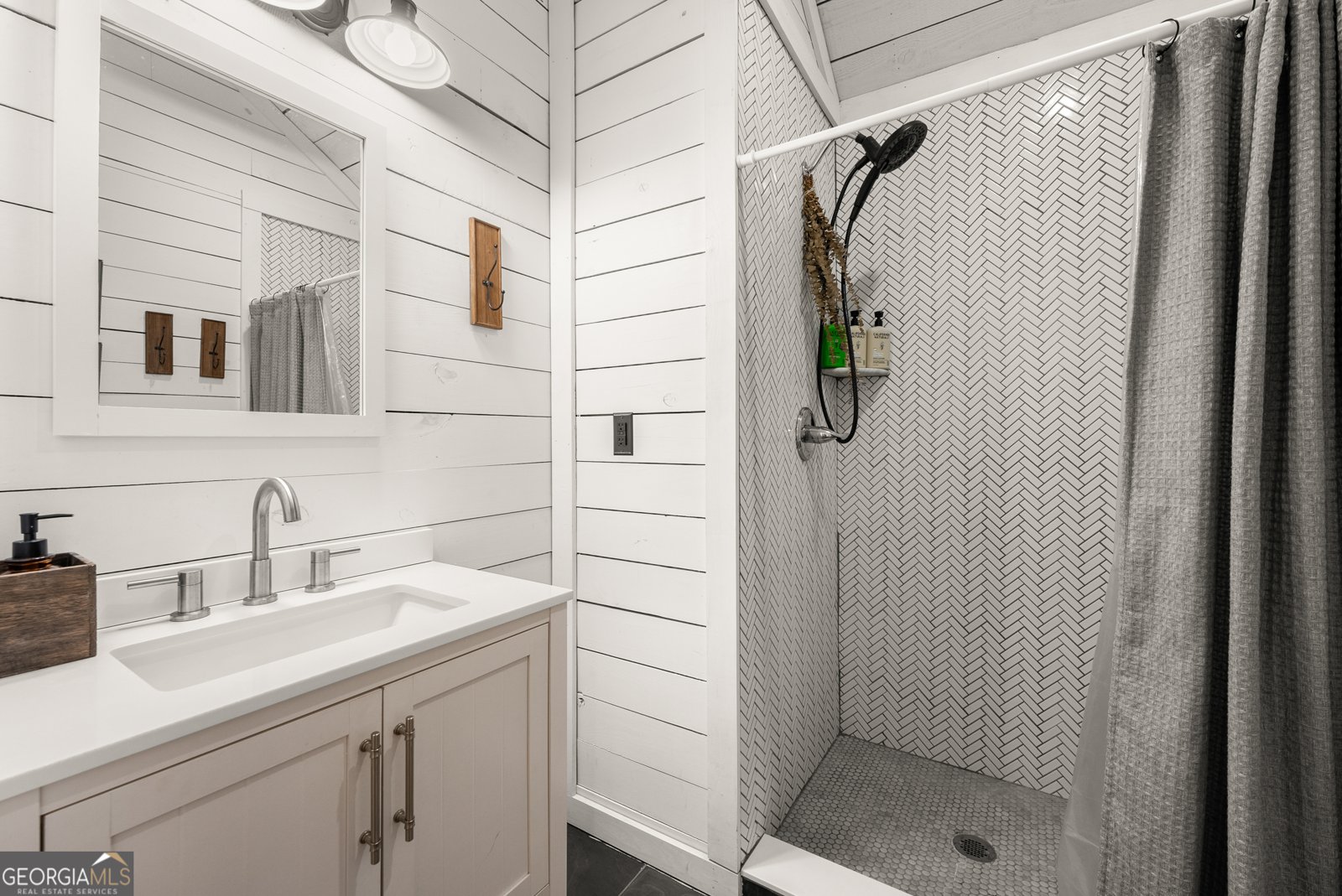 121 Waterfalls Way Clarkesville - 28