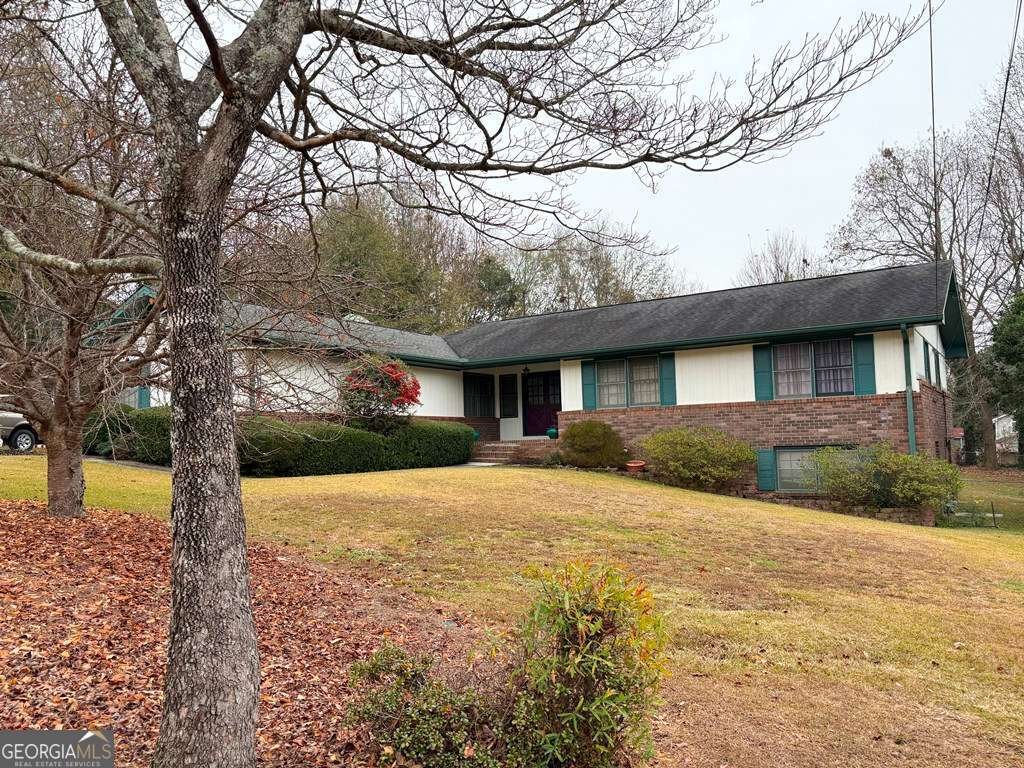 3199 Larkspur Circle Snellville - main photo