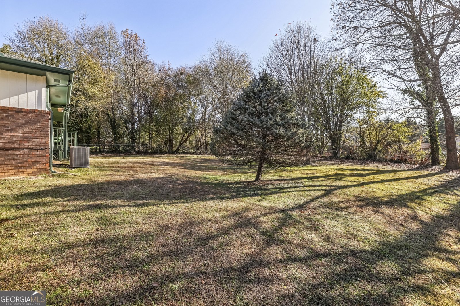 3199 Larkspur Circle Snellville - 27