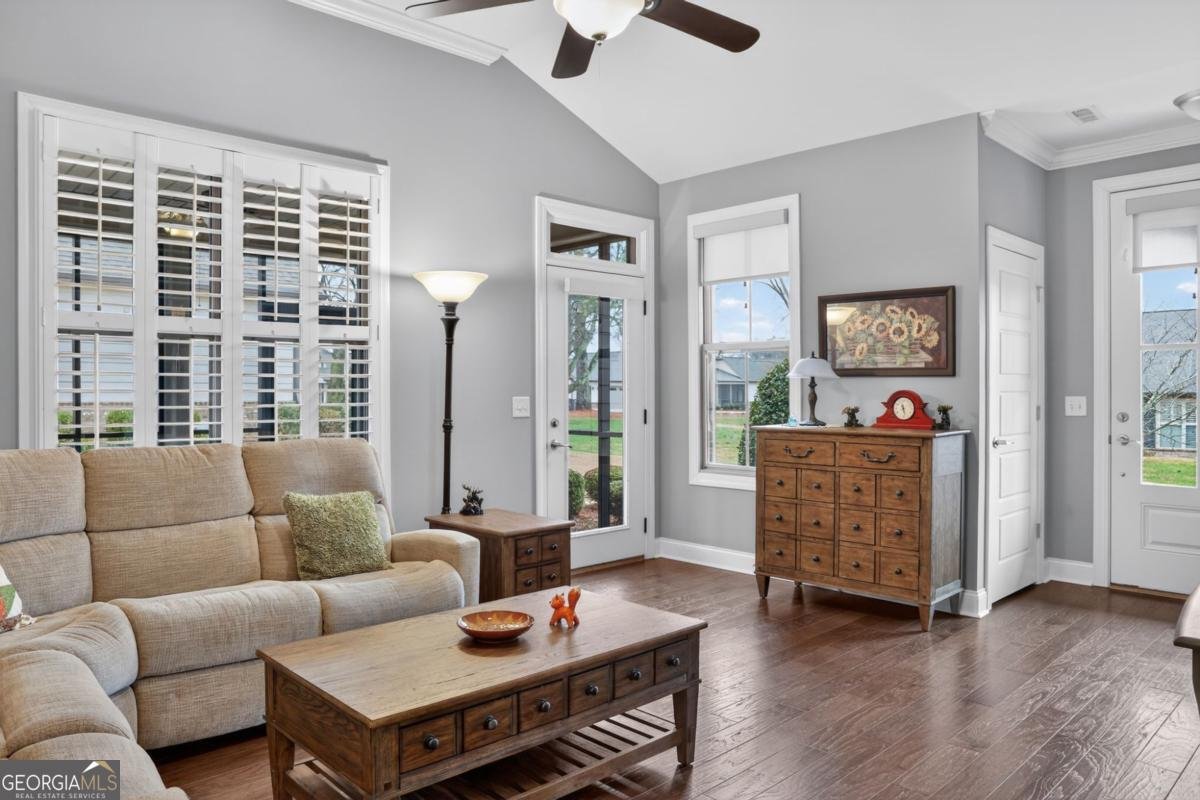 157 Camden Way Dalton - 10