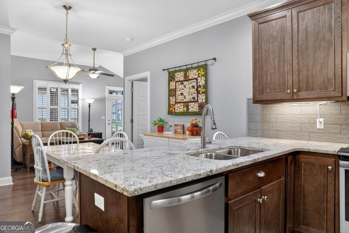 157 Camden Way Dalton - 16