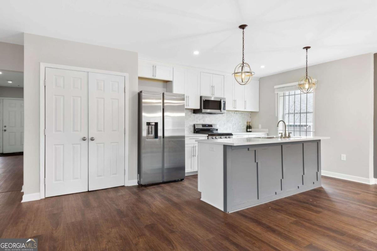 1104 Oak Knoll Terrace Atlanta - 8