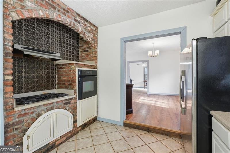 130 THORNTON Fayetteville - 11