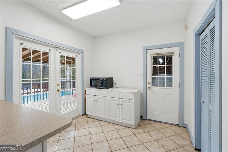 130 THORNTON Fayetteville - 12