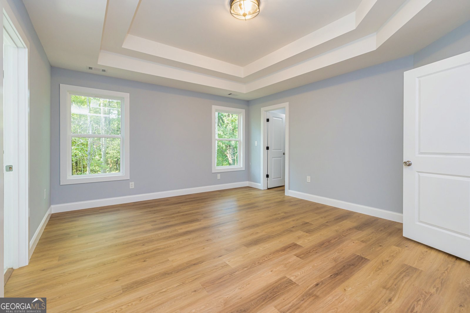 142 Arnco 3rd Street Newnan - 27