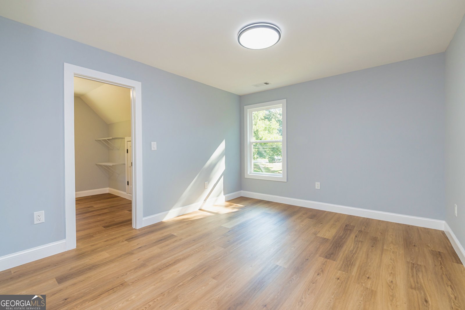 142 Arnco 3rd Street Newnan - 33