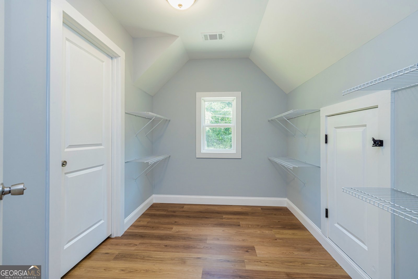 142 Arnco 3rd Street Newnan - 35