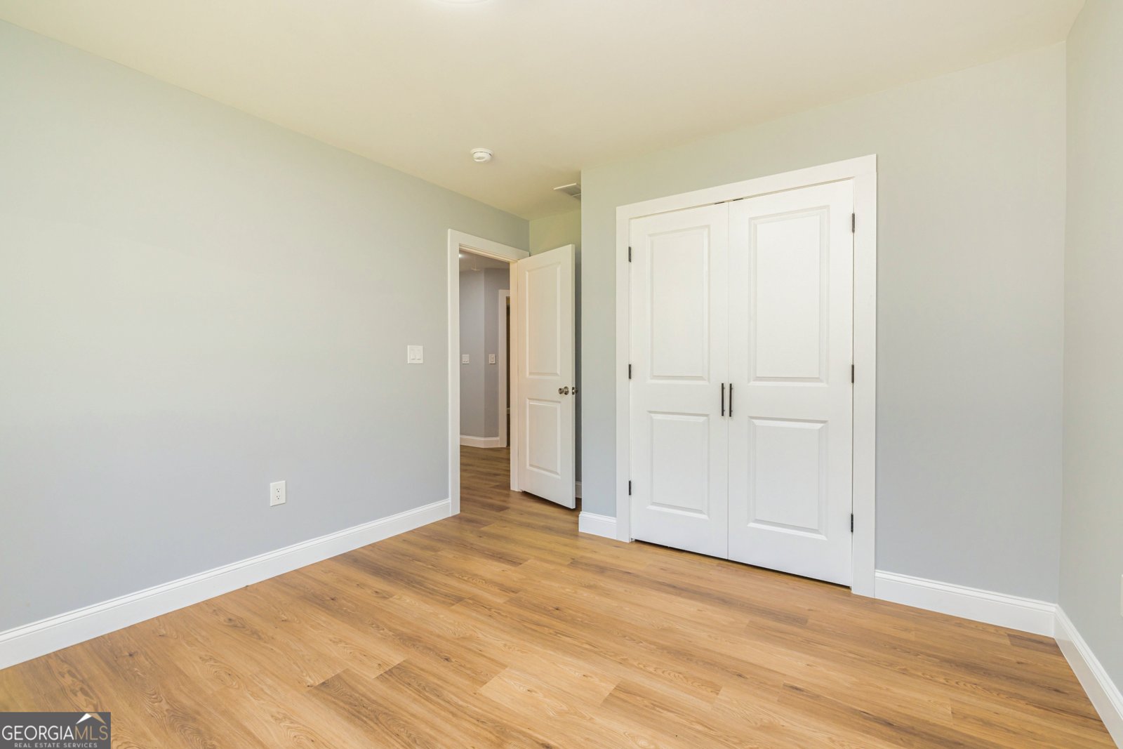 142 Arnco 3rd Street Newnan - 39