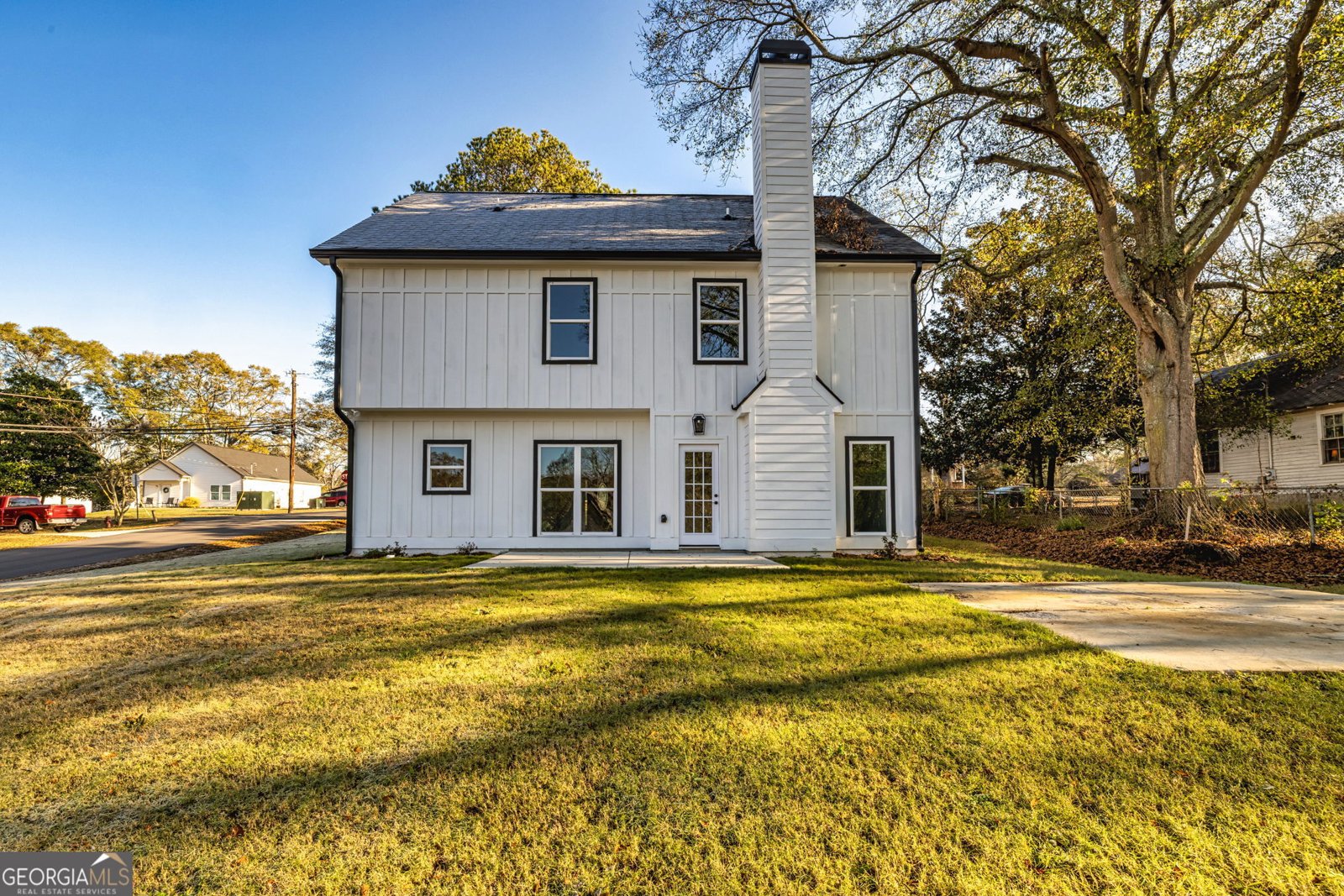 142 Arnco 3rd Street Newnan - 45