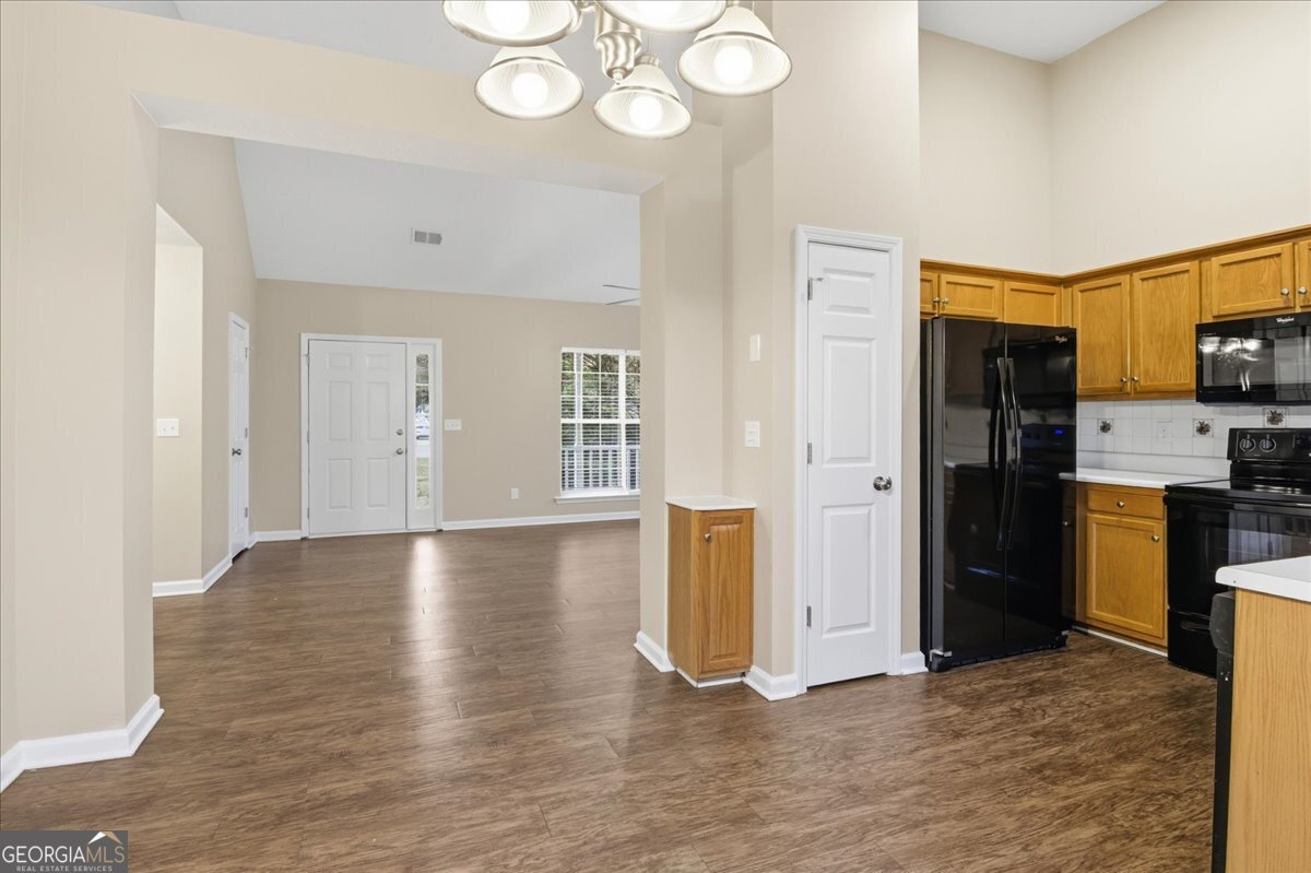 235 Stillwater Court Hampton - 14