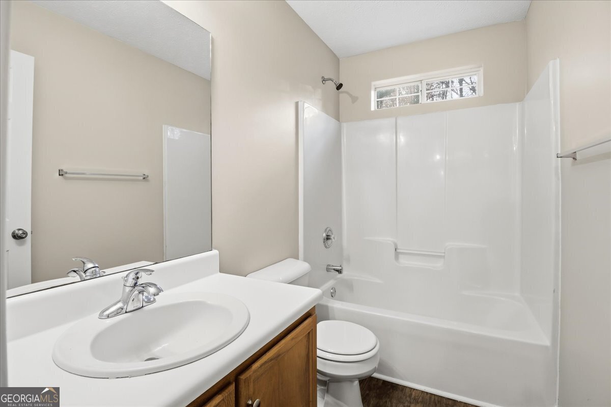 235 Stillwater Court Hampton - 25