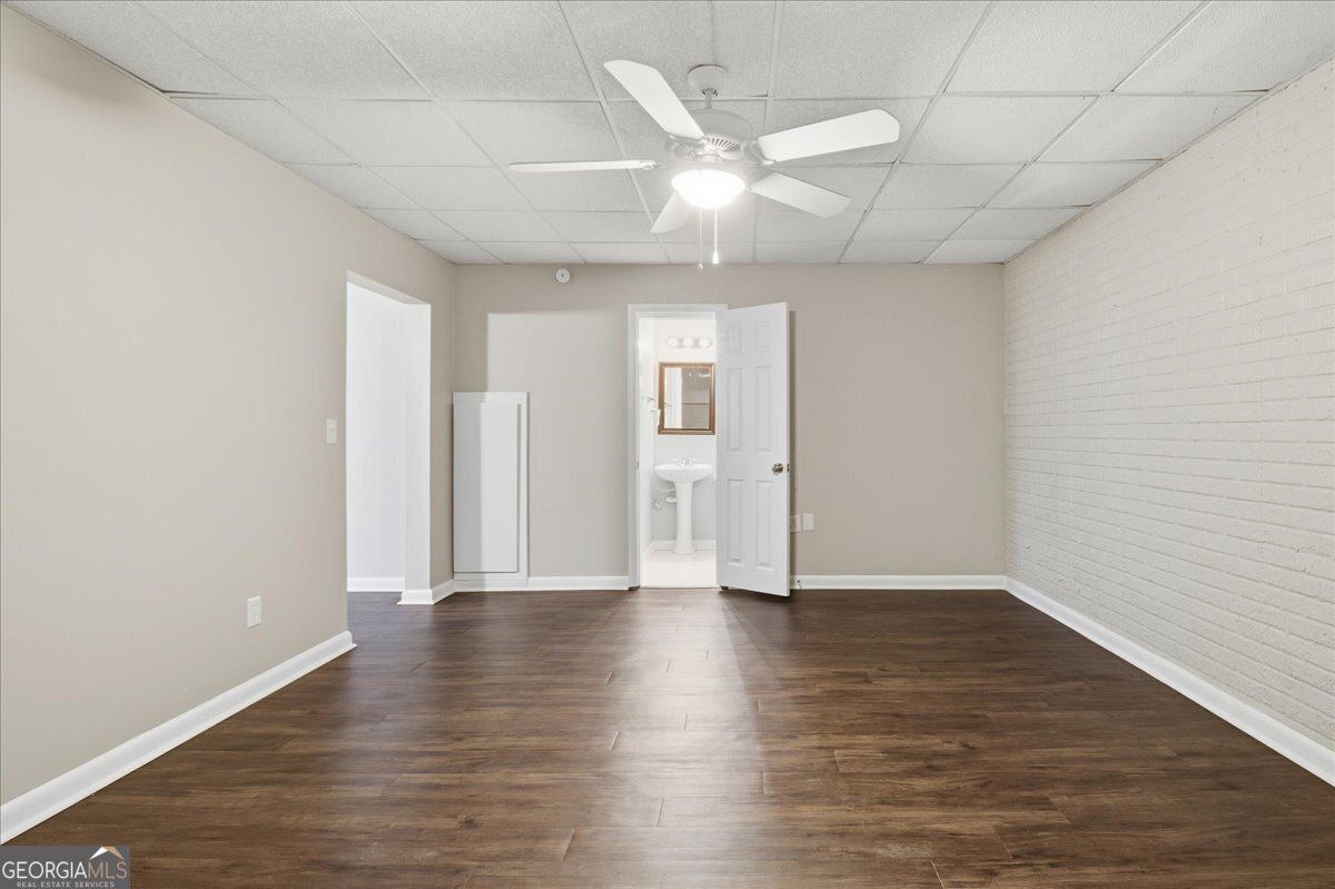 235 Stillwater Court Hampton - 29