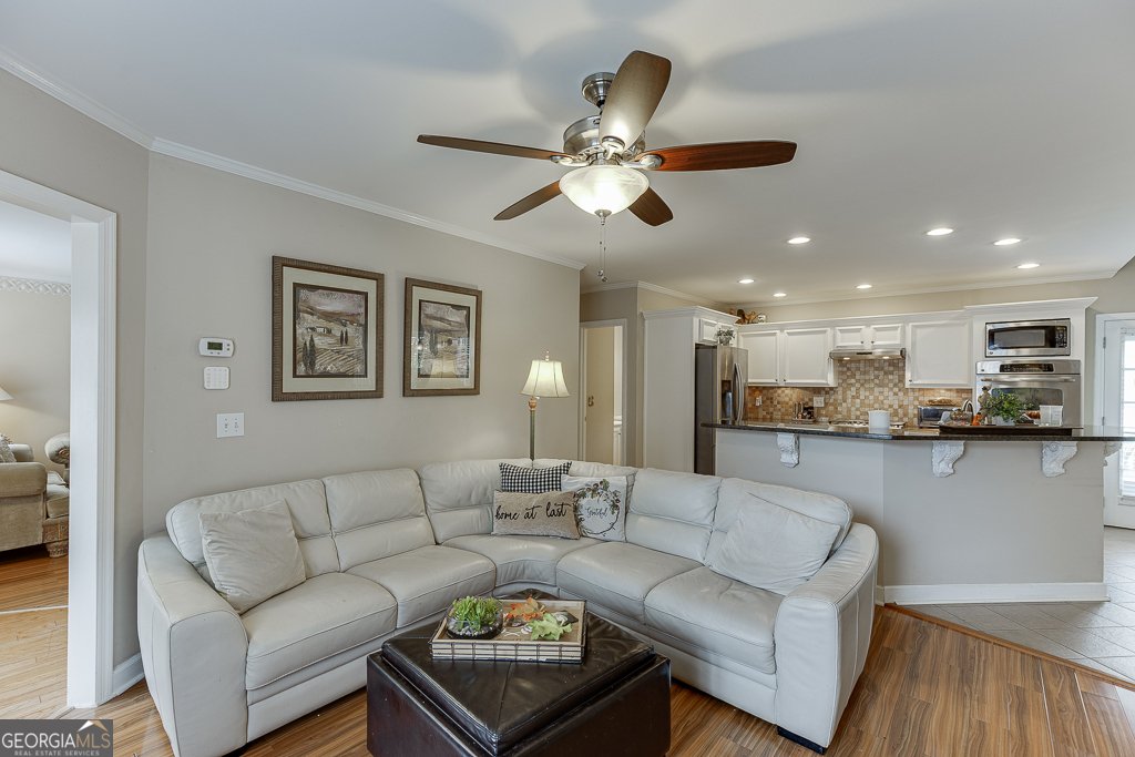 1470 Gabriel Drive Lawrenceville - 12