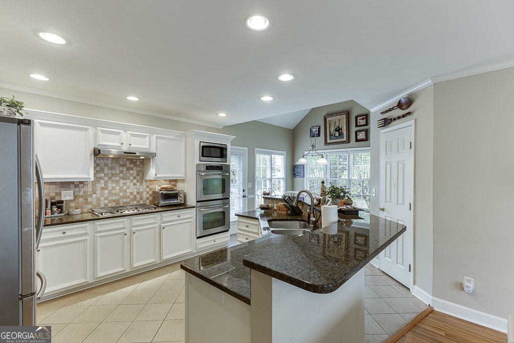 1470 Gabriel Drive Lawrenceville - 14