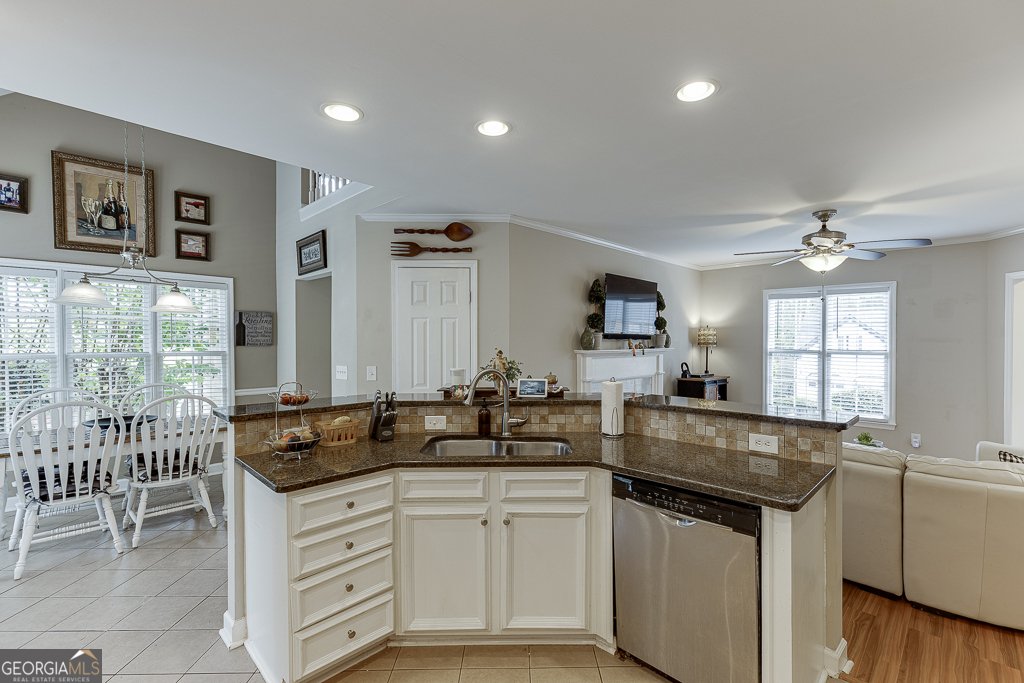 1470 Gabriel Drive Lawrenceville - 15