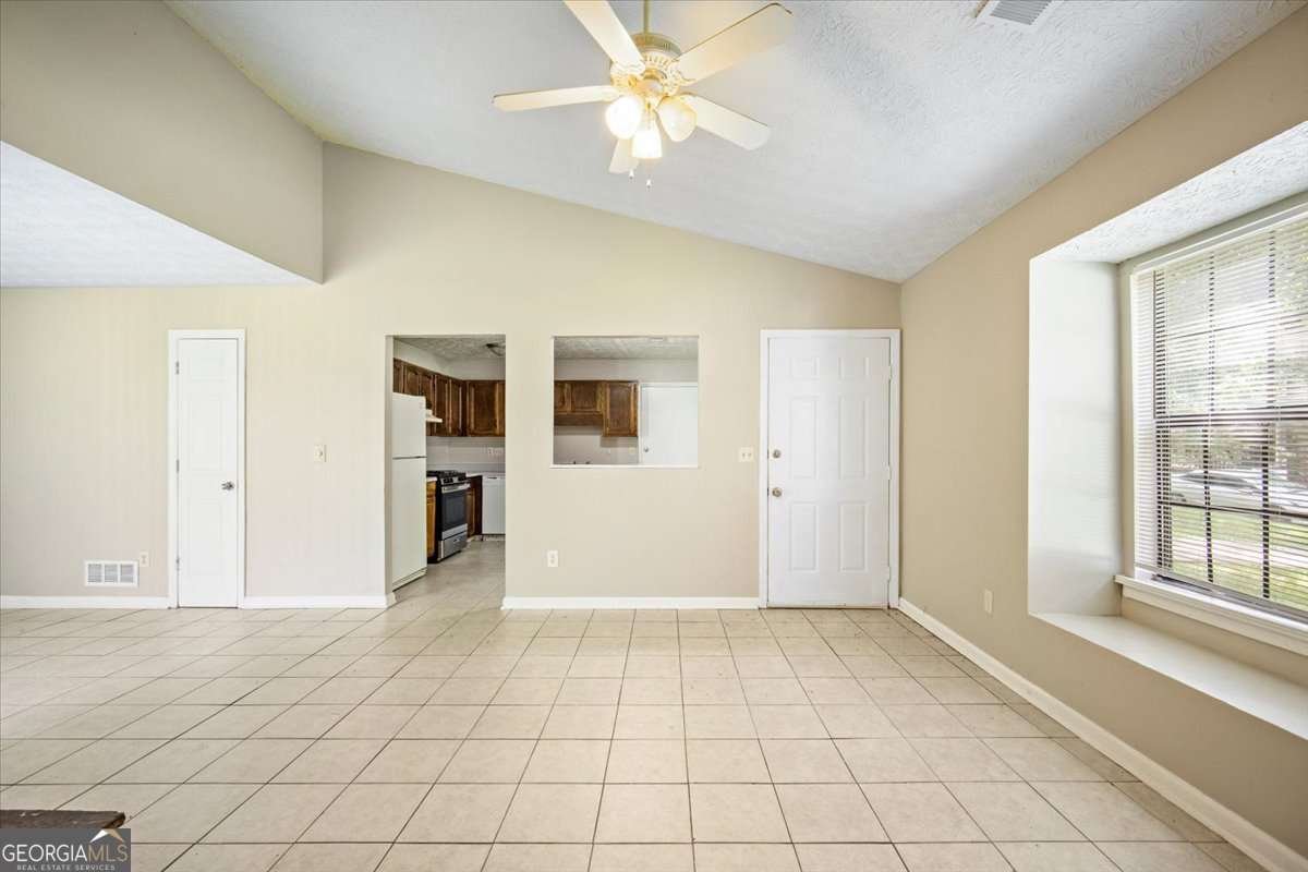 5426 Martins Crossing Road Stone Mountain - 8