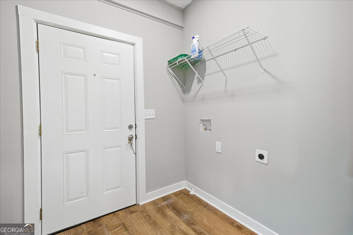 2955 Point Street Atlanta - 24