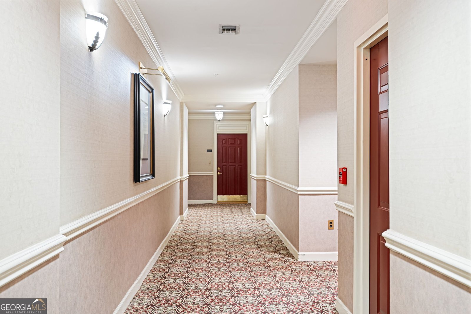 3334 Peachtree Road NE Atlanta - 28