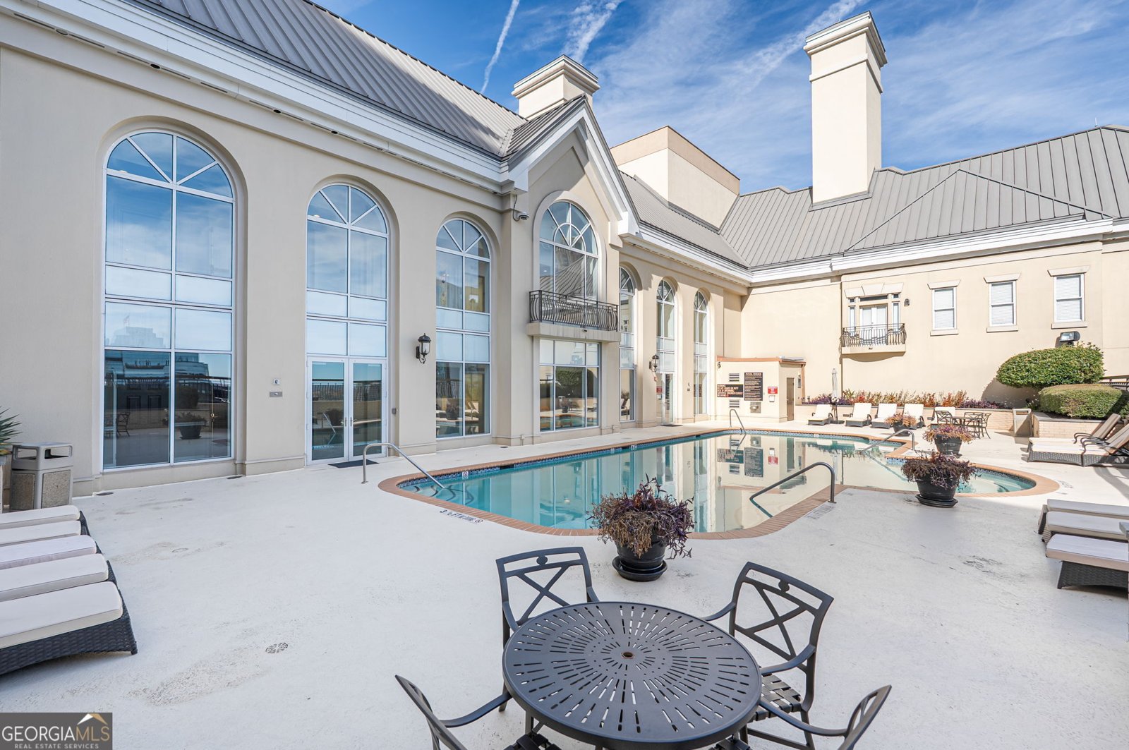 3334 Peachtree Road NE Atlanta - 33