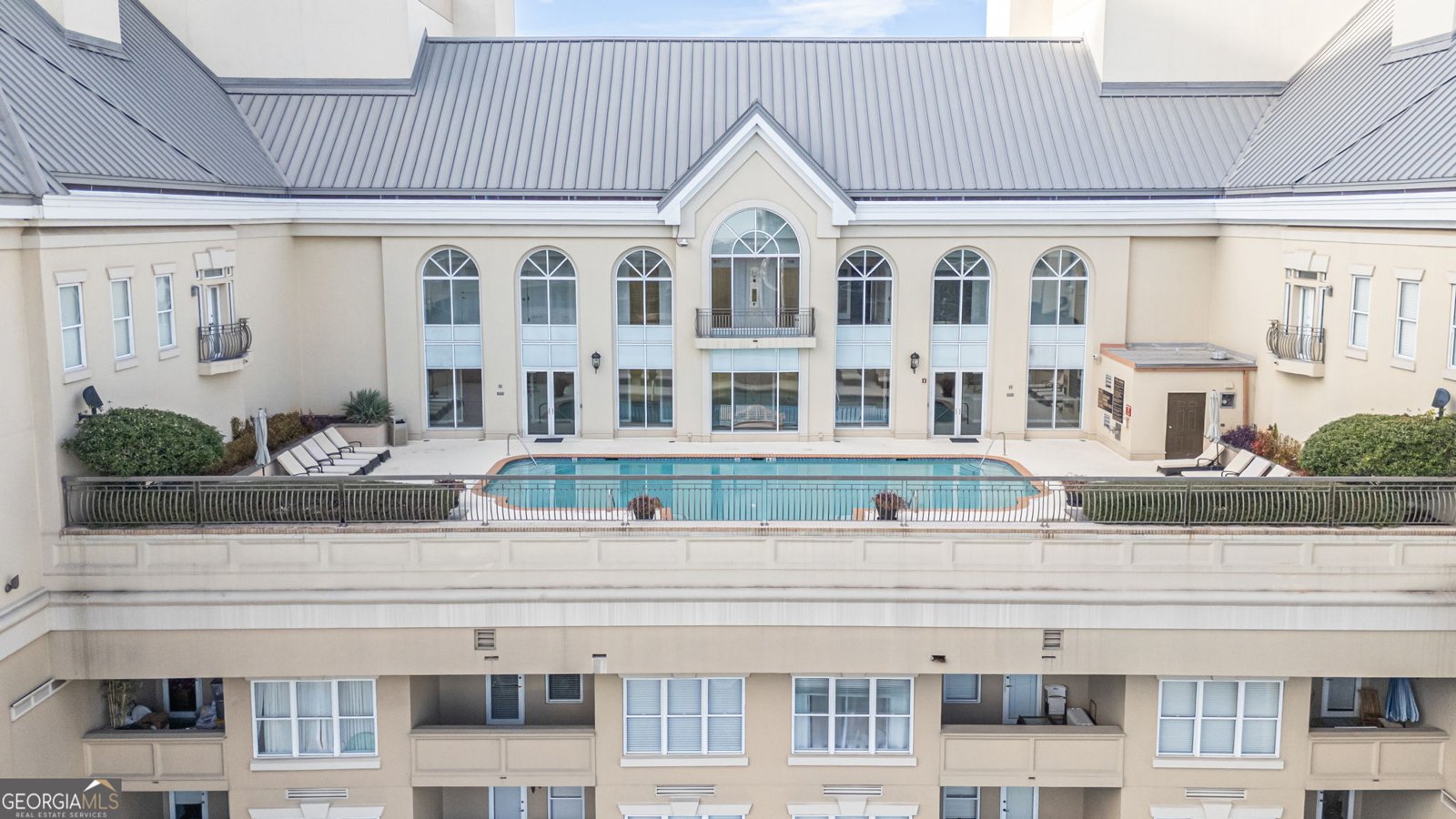 3334 Peachtree Road NE Atlanta - 4