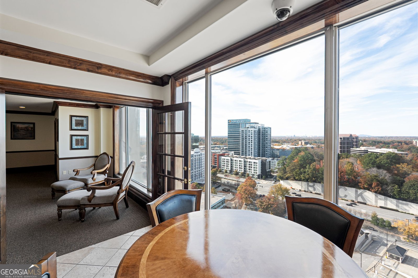 3334 Peachtree Road NE Atlanta - 40