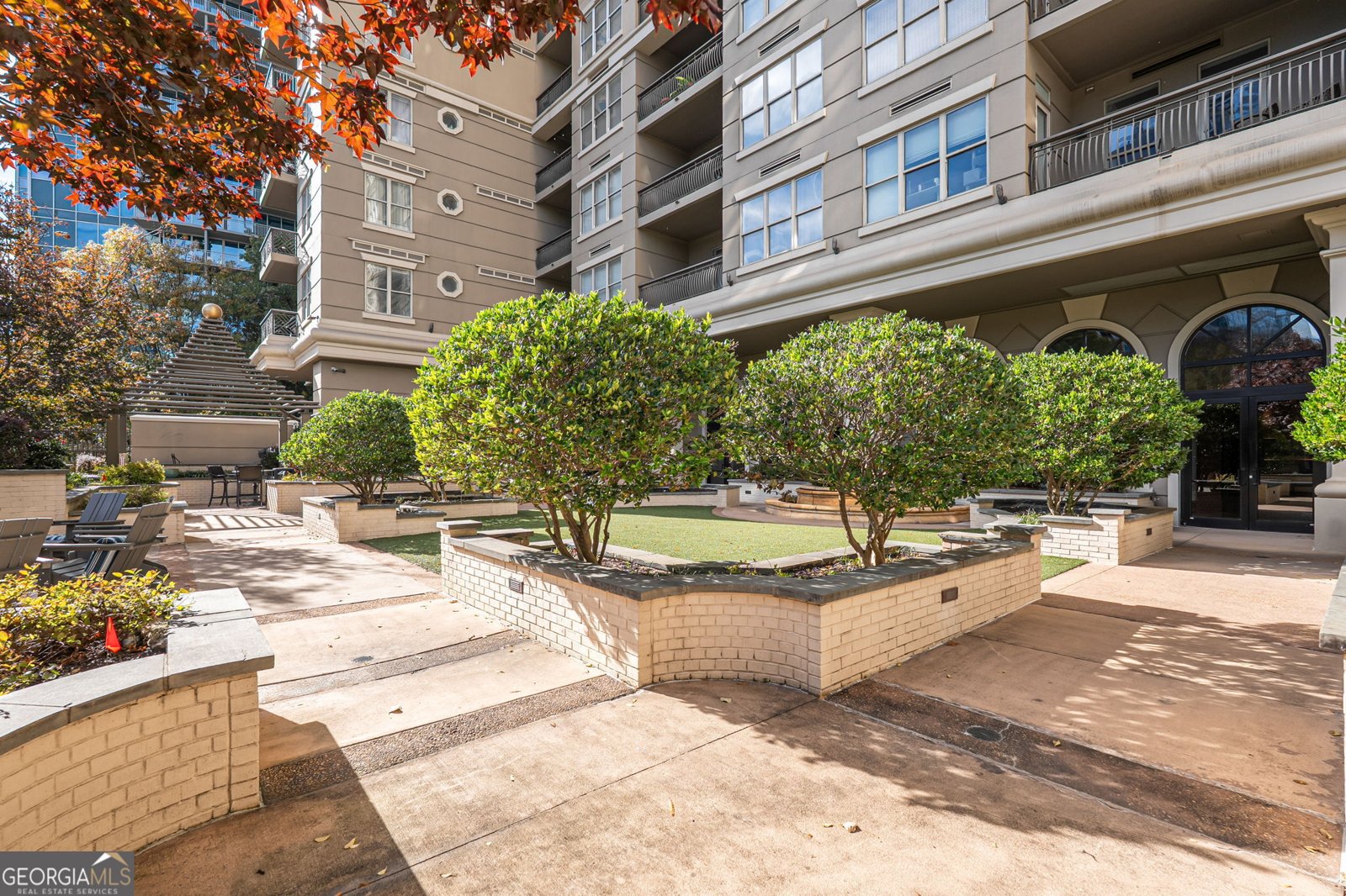 3334 Peachtree Road NE Atlanta - 45