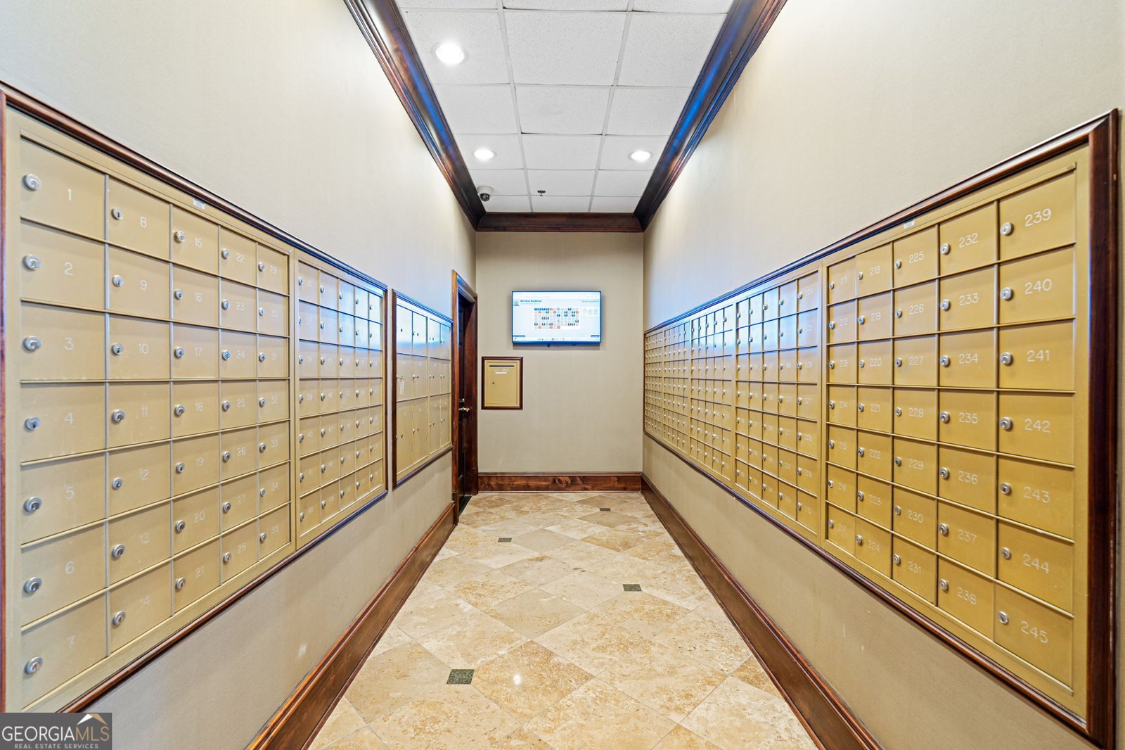 3334 Peachtree Road NE Atlanta - 58