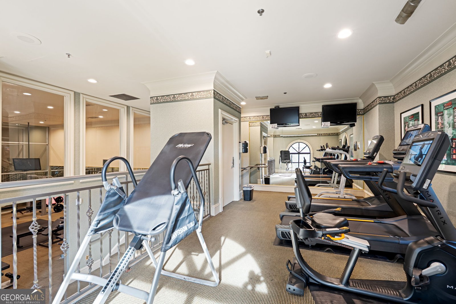 3334 Peachtree Road NE Atlanta - 65