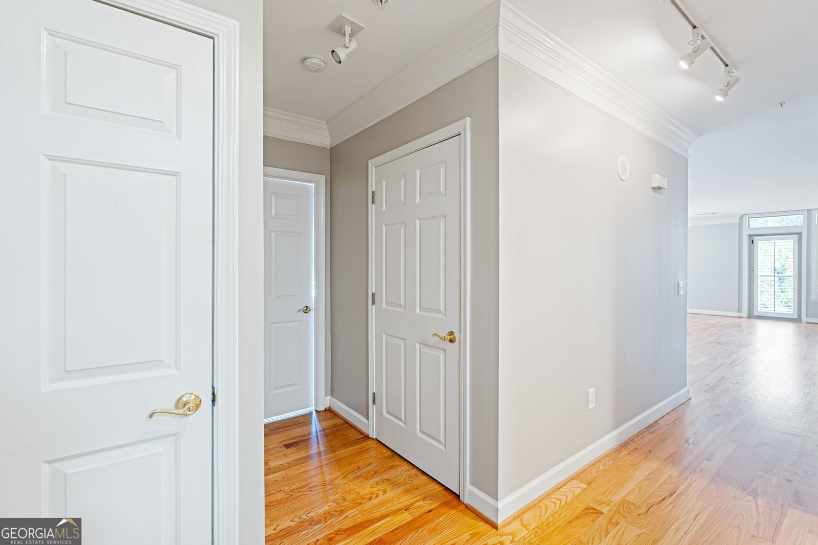 3334 Peachtree Road NE Atlanta - 7