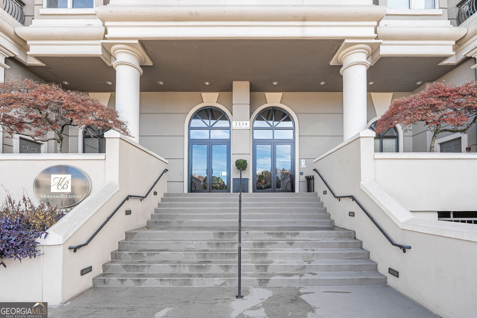 3334 Peachtree Road NE Atlanta - 75