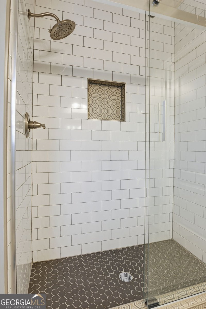 5173 Brendlynn Drive Suwanee - 40