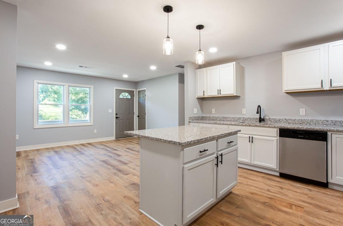 3652 Sweetbriar Circle Lithia Springs - 14