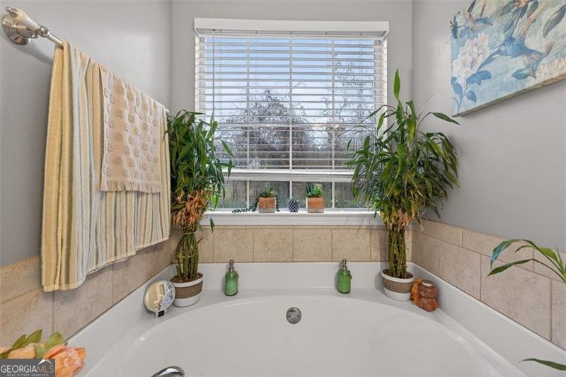 95 HEATHER WOODS Court Covington - 33