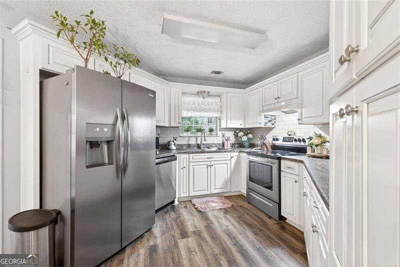 95 HEATHER WOODS Court Covington - 41