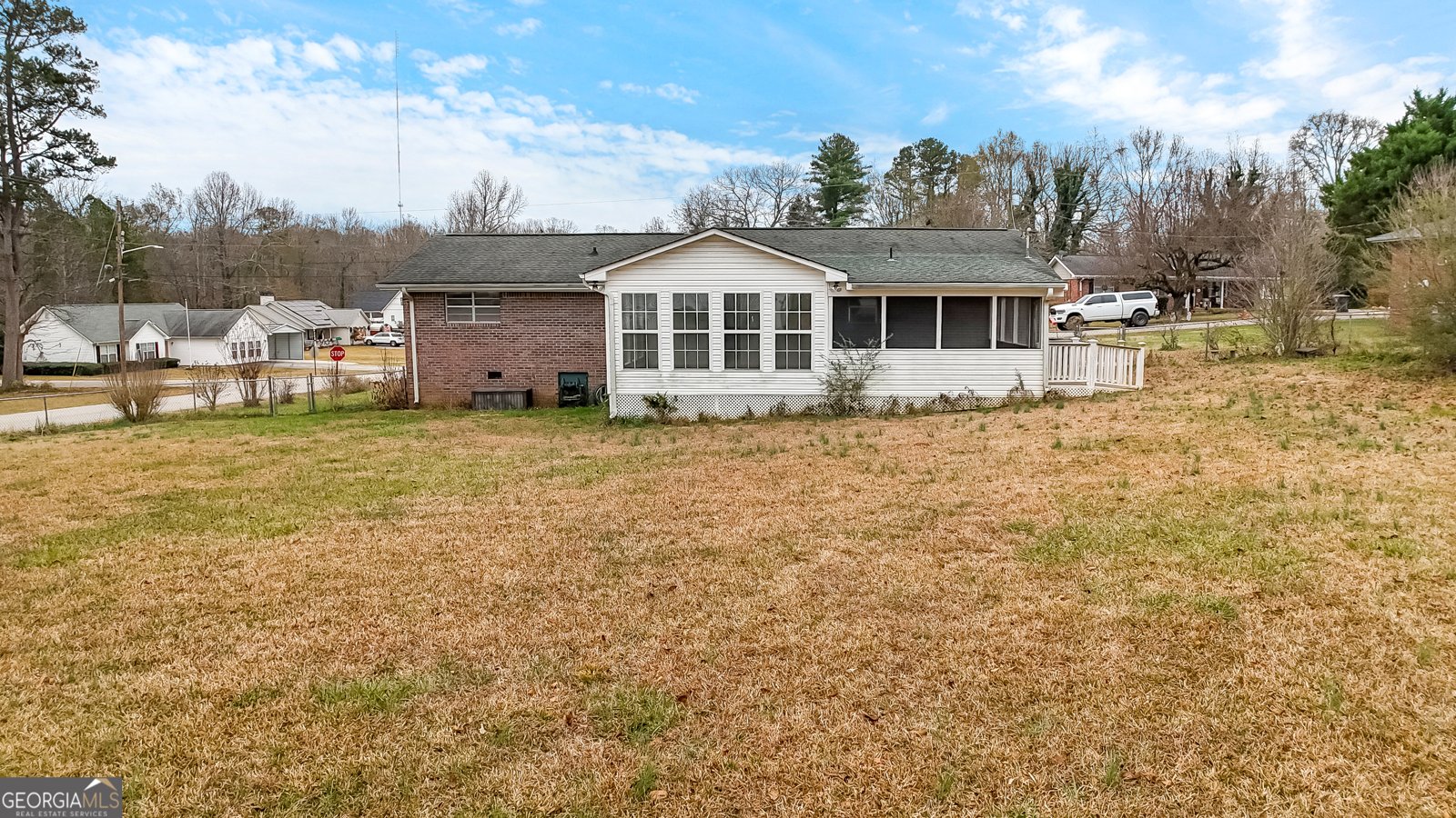 5563 Pine Street Lula - 3