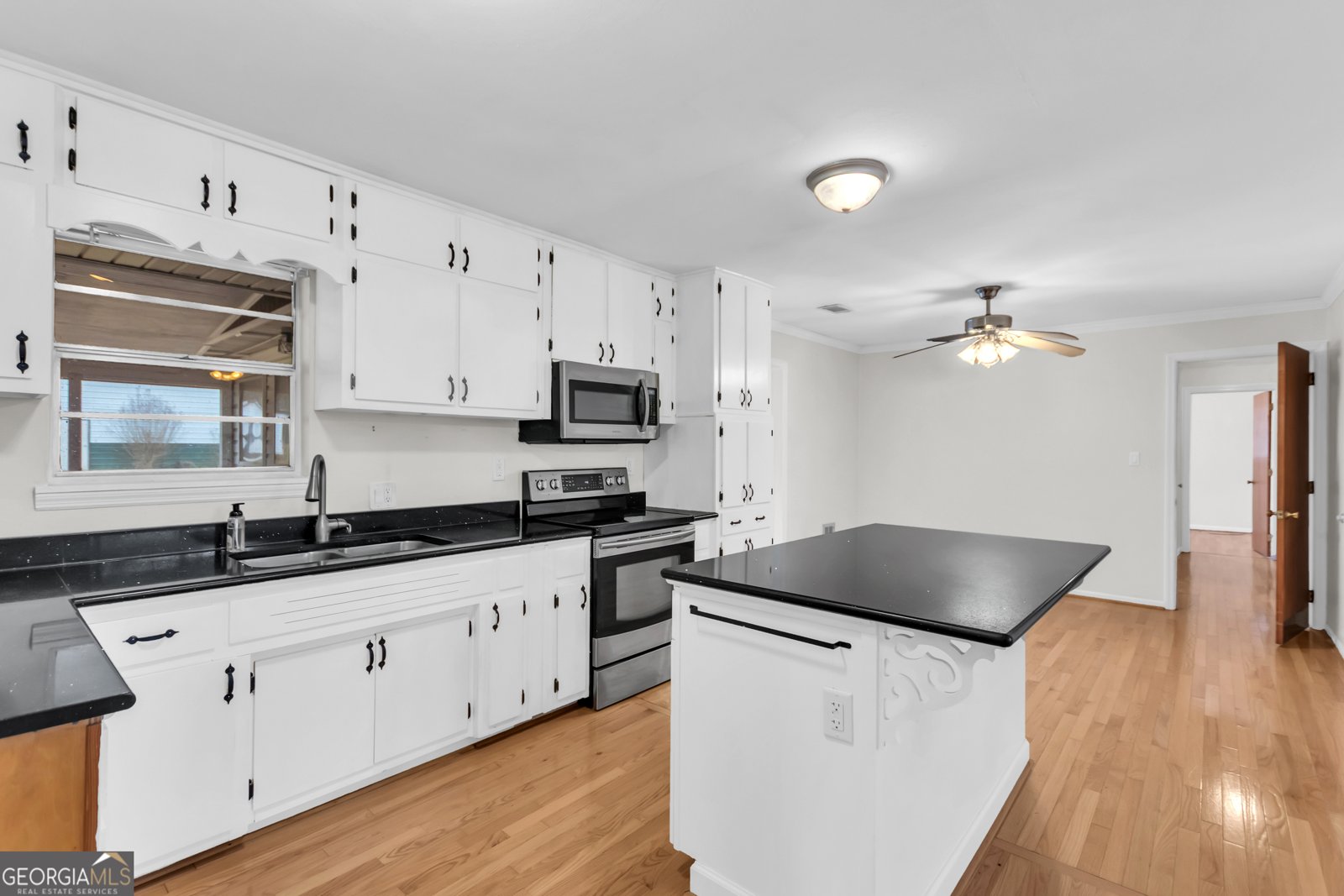 5563 Pine Street Lula - 8