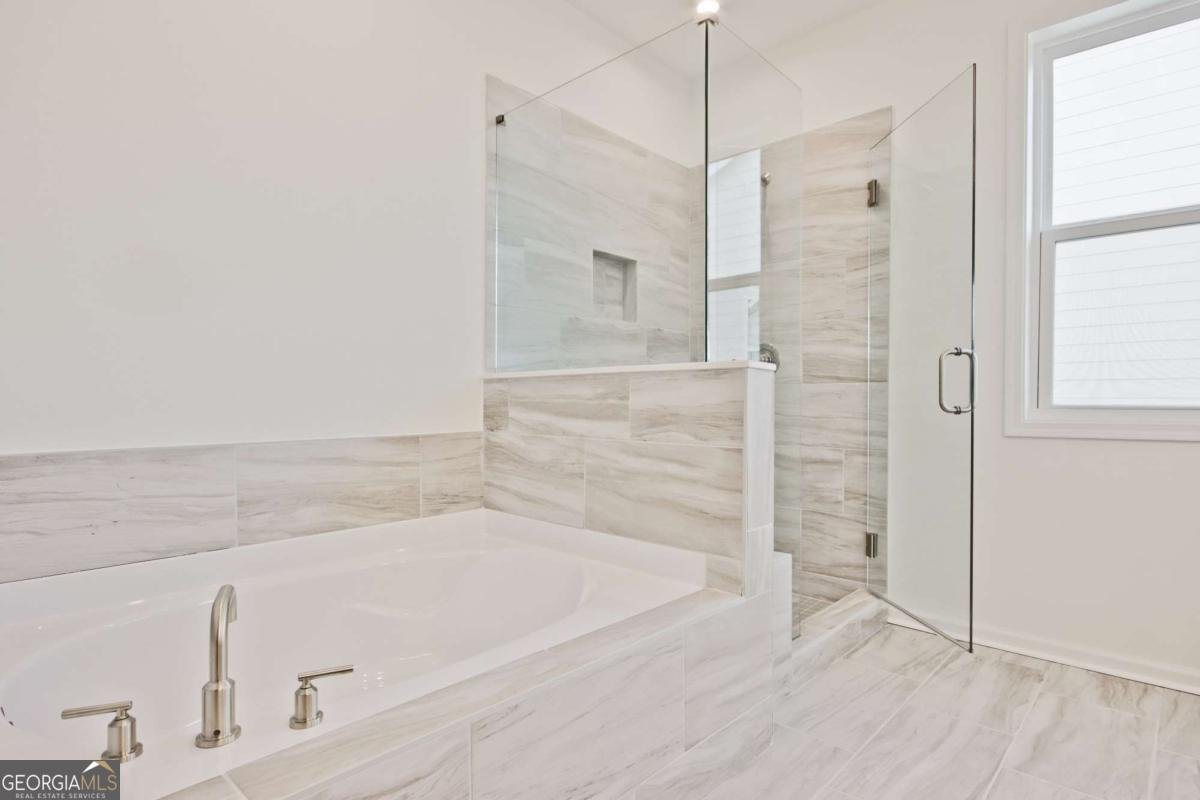 4212 Adler Circle Buford - 32