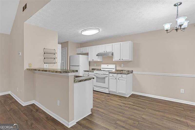 1315 SWEETWATER COURT McDonough - 22